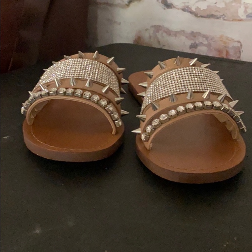 Steve Madden Lindy sandals size 6
